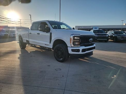 Used 2023 Ford F250 XL w/ STX Appearance Package image 7