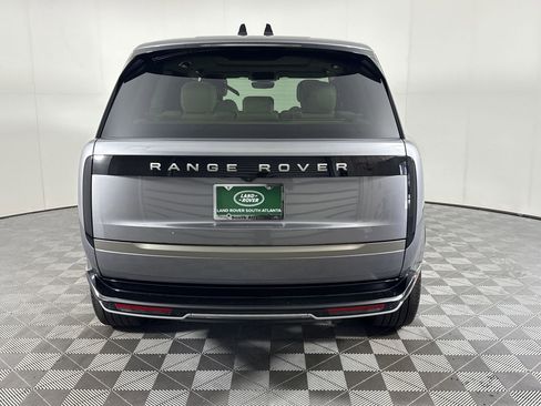 New 2026 Land Rover Range Rover Long Wheelbase SE AWD/4WD image 10