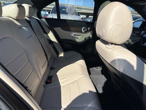 Used 2020 Mercedes-Benz C 300 4MATIC Sedan image 21