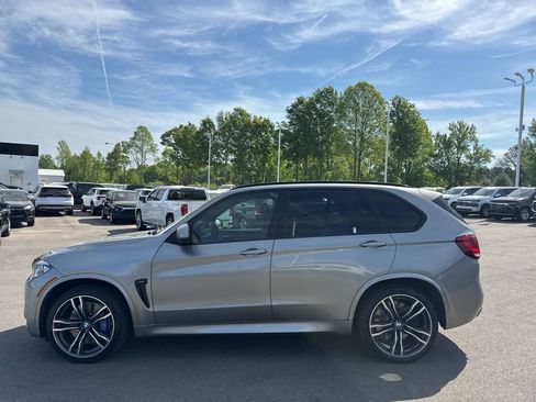 Used 2017 BMW X5 M image 2