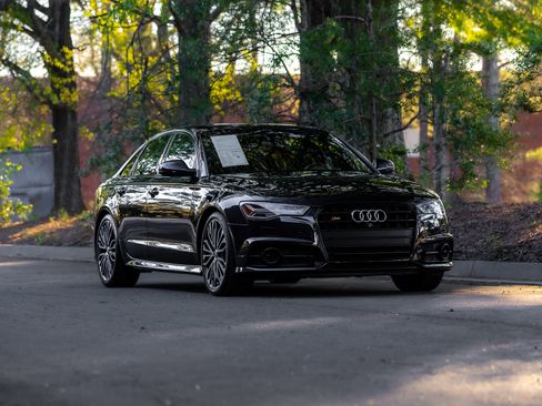 Used 2017 Audi S6 Premium Plus w/ S6 Sport Package image 40