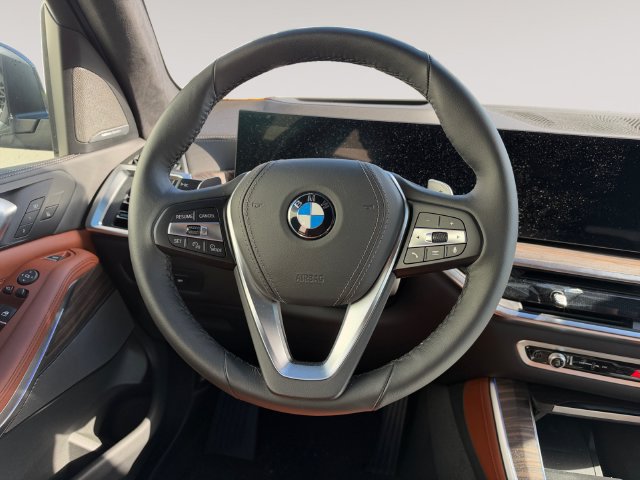 Used 2026 BMW X5 xDrive40i AWD/4WD image 12