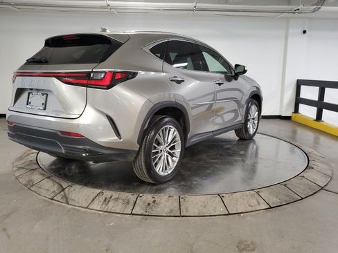 Used 2023 Lexus NX 350h AWD image 7