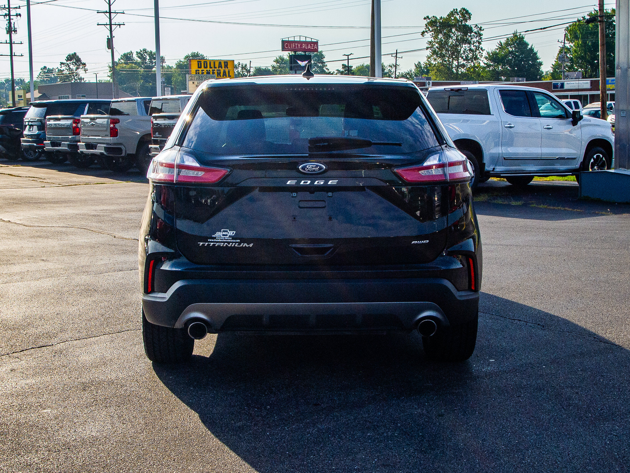 Used 2023 Ford Edge Titanium w/ Cargo Accessory Package AWD/4WD image 6