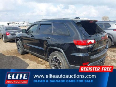 Used 2017 Jeep Grand Cherokee Trailhawk w/ Trailhawk Luxury Group image 6