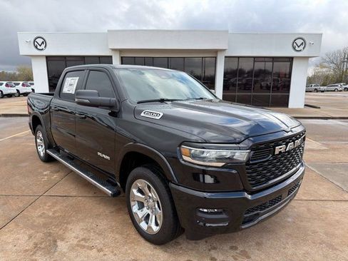 New 2026 RAM 1500 4x4 Crew Cab image 2