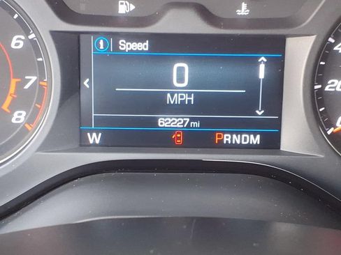 Used 2023 Chevrolet Camaro LT RWD image 33