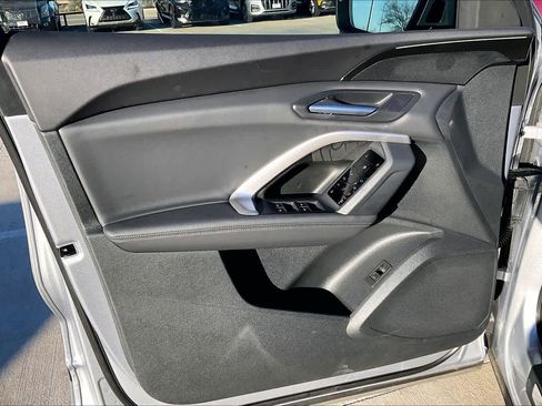 Used 2025 Audi Q5 Premium w/ Convenience Package image 20