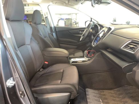 Used 2024 Subaru Ascent Premium w/ Convenience Package image 16
