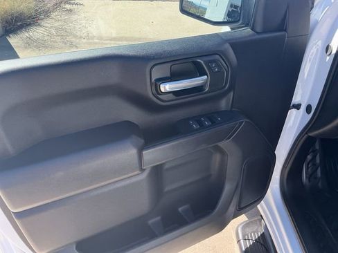 Used 2026 Chevrolet Silverado 1500 W/T image 21