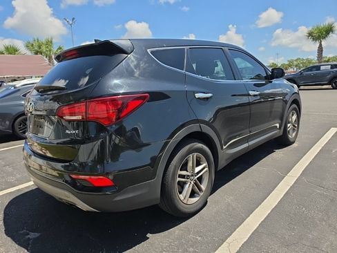 Used 2017 Hyundai Santa Fe Sport FWD image 16