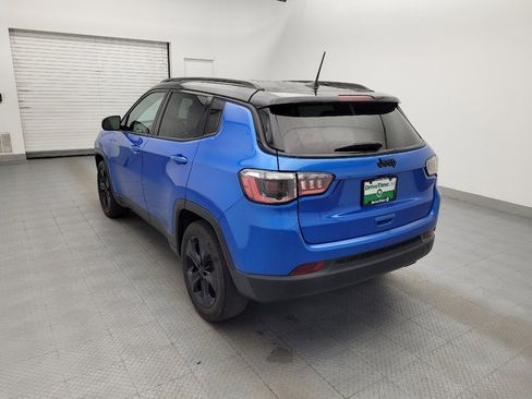 Used 2021 Jeep Compass Latitude FWD image 5