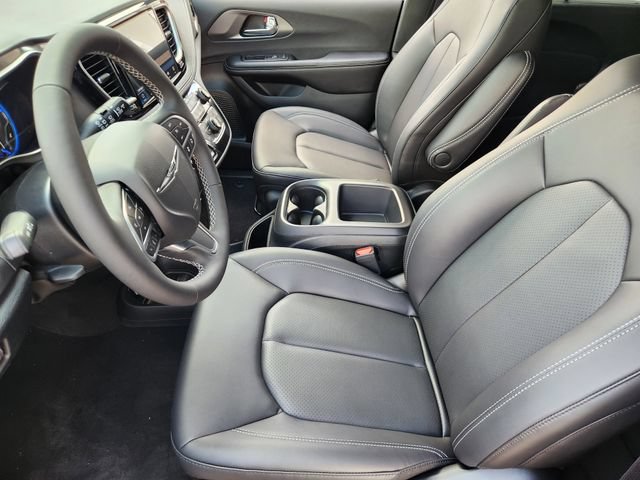 New 2026 Chrysler Pacifica Select FWD image 8
