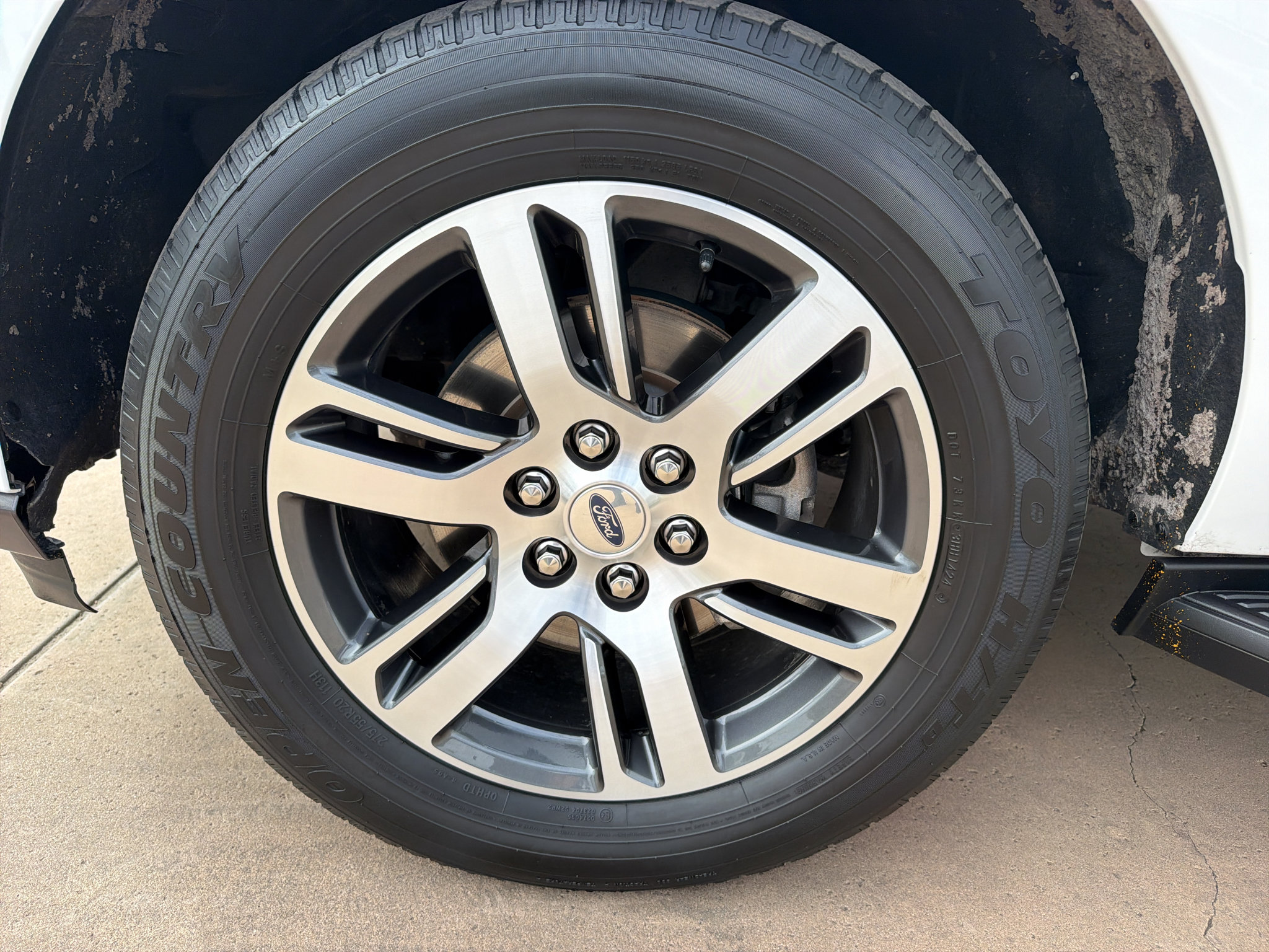 Used 2024 Ford Expedition Limited AWD/4WD image 20