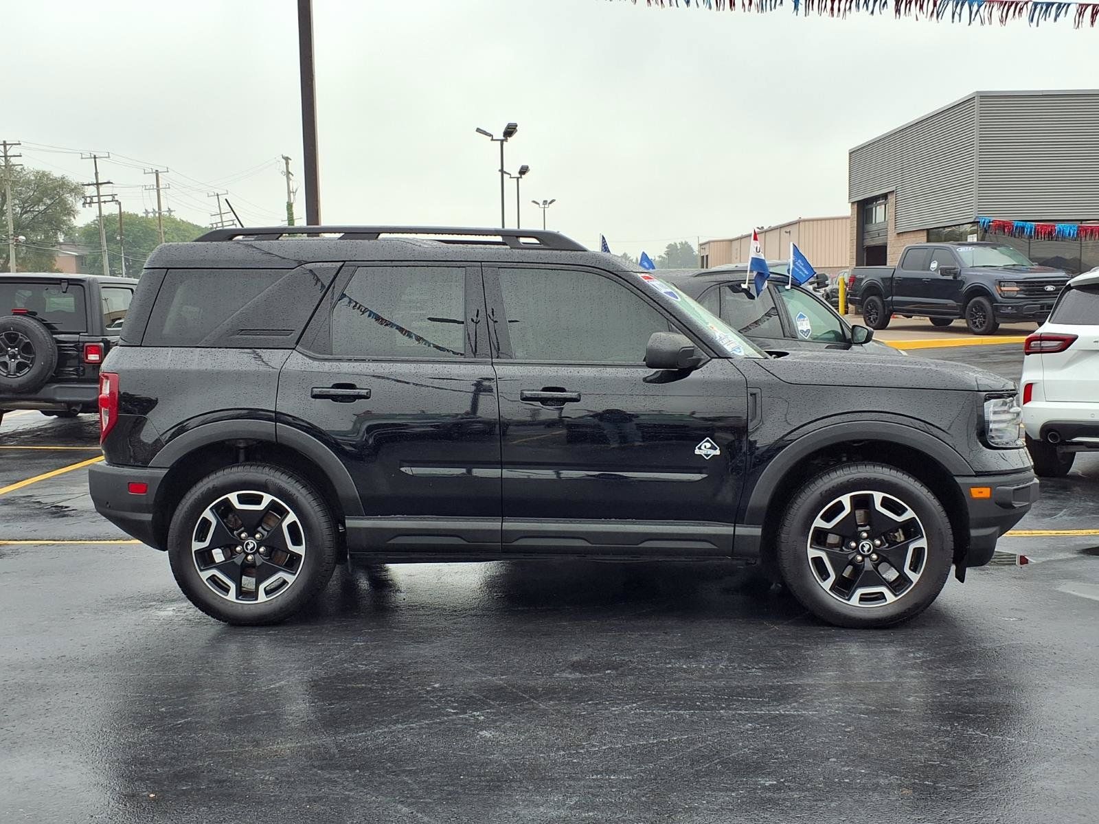 Used 2022 Ford Bronco Sport Outer Banks w/ Tech Package AWD/4WD image 23