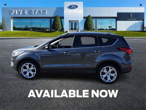 Used 2019 Ford Escape Titanium w/ U9j03 - Titanium Tow Package image 4