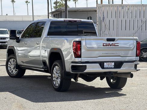 Used 2021 GMC Sierra 2500 Denali w/ Denali Ultimate Package AWD/4WD image 7