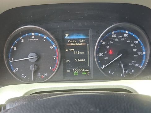 Used 2017 Toyota RAV4 XLE AWD/4WD image 12