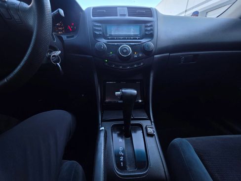 Used 2003 Honda Accord LX image 16