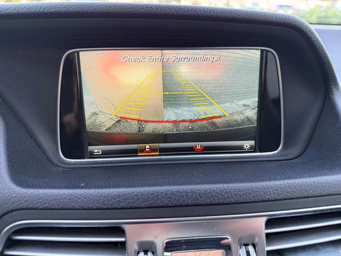 Used 2016 Mercedes-Benz E 550 2dr Cabriolet E 550 RWD image 18