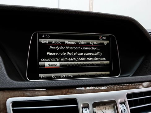 Used 2014 Mercedes-Benz E 350 4MATIC Sedan image 31