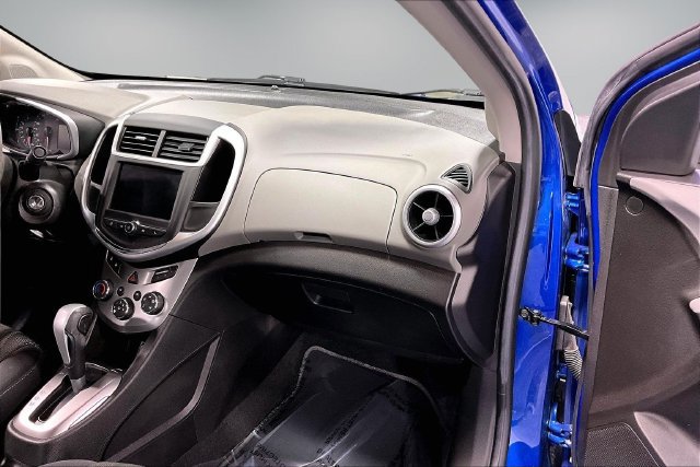 Used 2020 Chevrolet Sonic LT FWD image 24