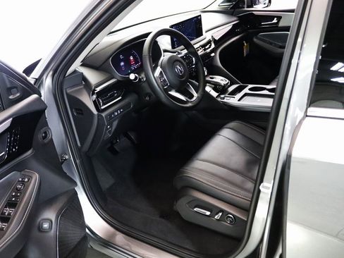 Used 2026 Acura MDX w/ Technology Package image 17