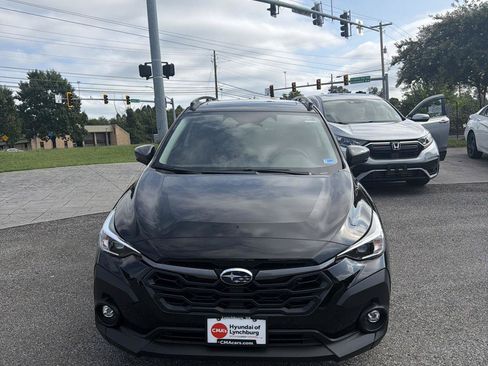 Used 2025 Subaru Crosstrek 2.5i Premium AWD/4WD image 2