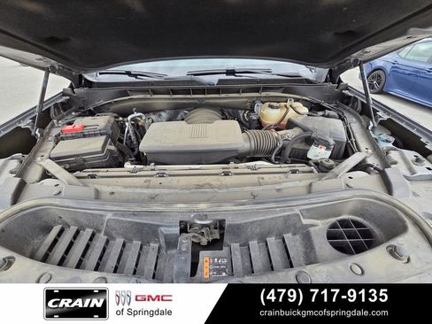 Used 2022 GMC Yukon SLT w/ SLT Premium Package AWD/4WD image 32