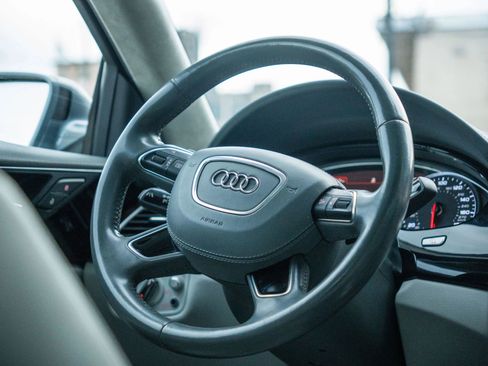 Used 2018 Audi A8 L 4.0T image 12