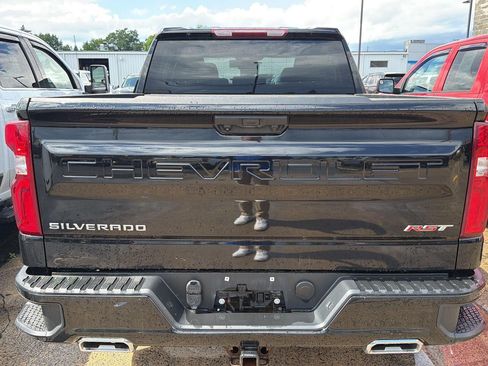 Used 2023 Chevrolet Silverado 1500 RST AWD/4WD image 5