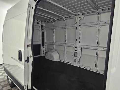New 2026 RAM ProMaster 2500 FWD image 32