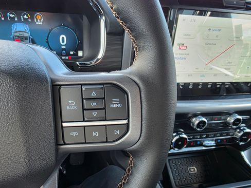 New 2025 Ford F150 Lariat w/ Equipment Group 501A Mid image 17