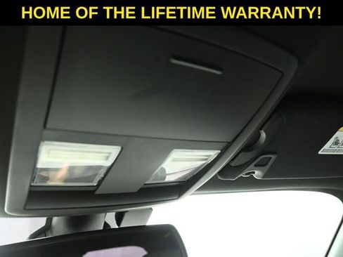 Used 2018 Dodge Challenger R/T w/ Blacktop Package RWD image 20