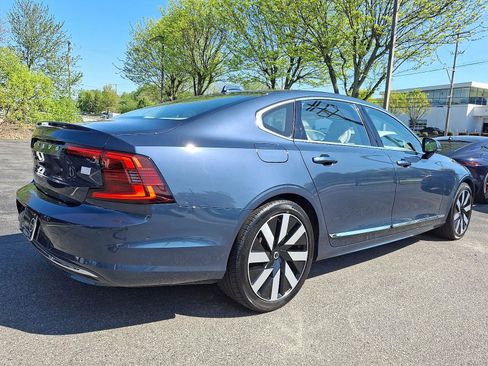 Certified 2024 Volvo S90 T8 Ultimate w/ Lounge Package AWD/4WD image 6