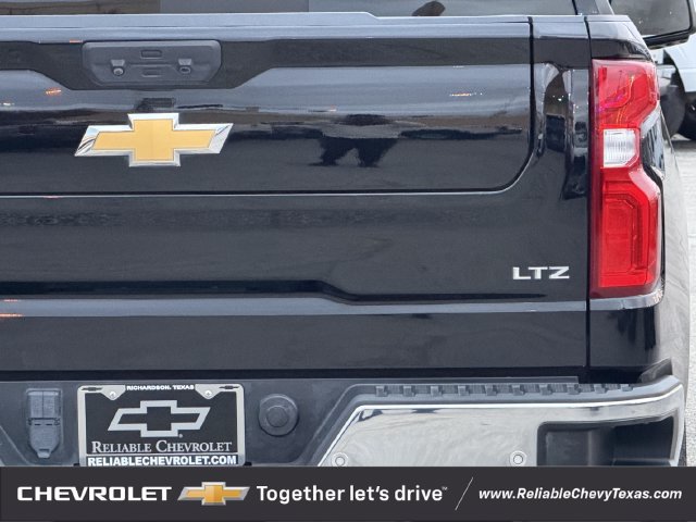 Used 2022 Chevrolet Silverado 1500 LTZ AWD/4WD image 6