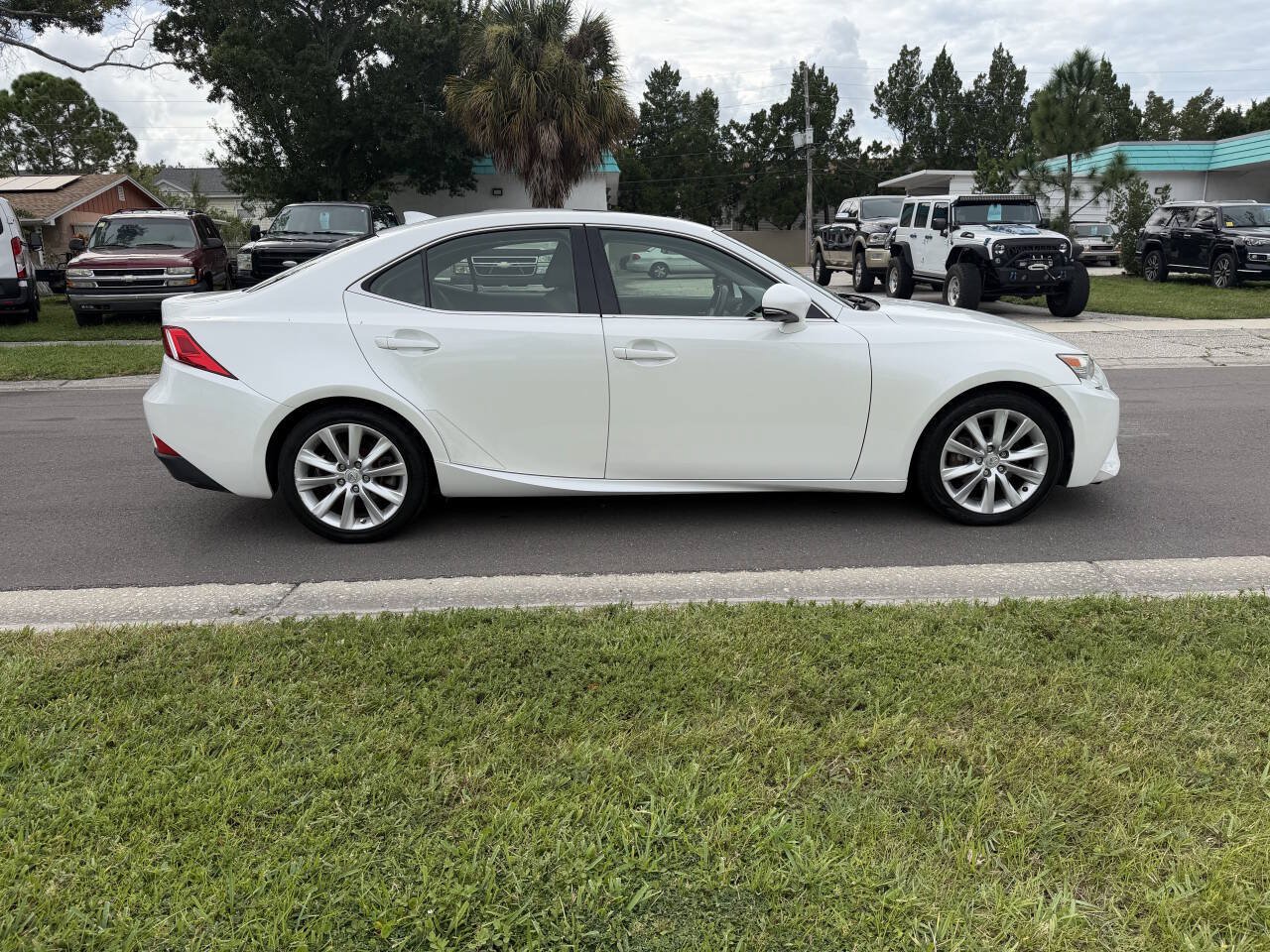 Used 2014 Lexus IS 250 AWD w/ Navigation Package image 3