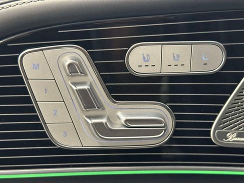 Used 2023 Mercedes-Benz Maybach GLS 600 4MATIC image 20
