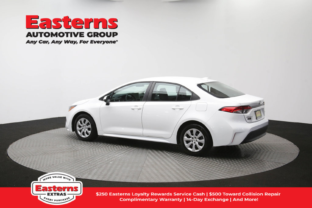 Used 2024 Toyota Corolla LE FWD image 62