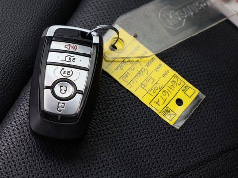 Used 2021 Ford Explorer Limited w/ Equipment Group 301A image 34