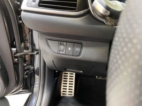 Used 2023 Genesis G70 2.0T w/ Sport Prestige Package image 33