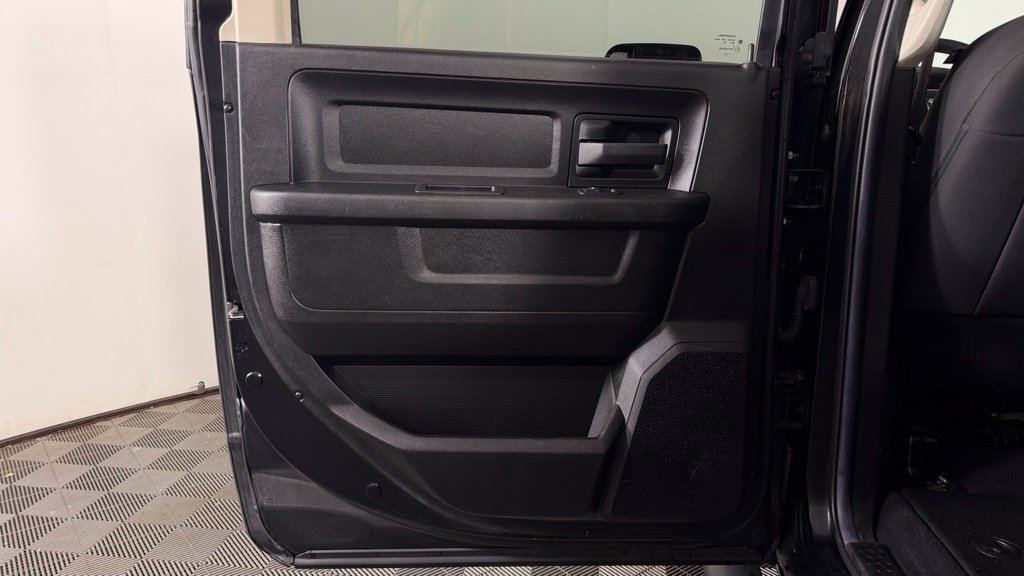 Used 2019 RAM 1500 Express w/ Wheel & Sound Group AWD/4WD image 25