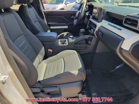 Used 2024 Toyota Tacoma TRD Sport RWD image 15