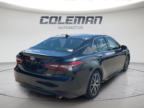 Used 2023 Toyota Camry XLE w/ Navigation Package image 5