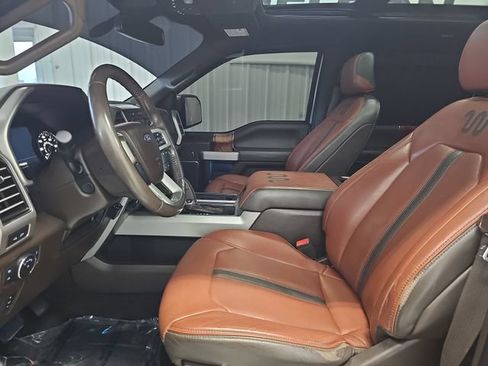 Used 2018 Ford F150 King Ranch w/ Equipment Group 601A Luxury AWD/4WD image 38