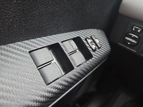 Used 2015 Toyota RAV4 XLE FWD image 24