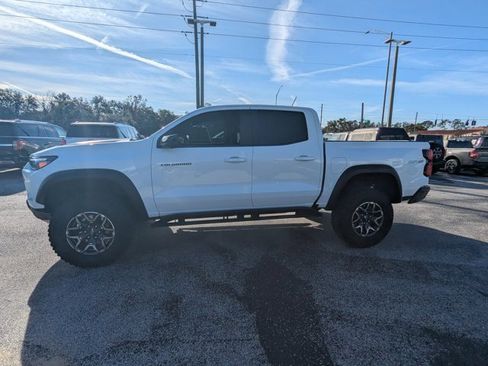 Used 2024 Chevrolet Colorado ZR2 w/ Technology Package image 8