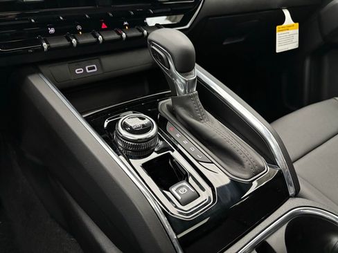 New 2026 GMC Canyon Elevation w/ Convenience Package image 23