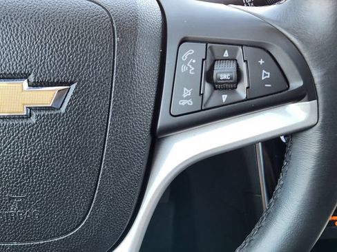 Used 2017 Chevrolet Trax Premier w/ Driver Confidence II Package FWD image 34
