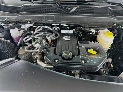 New 2026 RAM 3500 Limited image 18